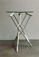 File:3 strut crutch table by Flemons.jpg