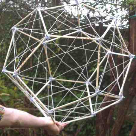 File:Tyler chopstick dodecahedron single string 2.jpg